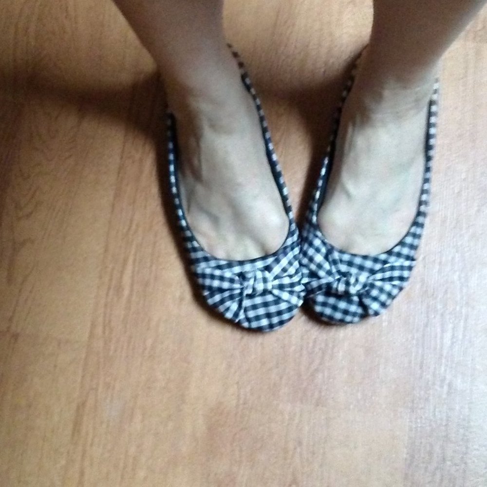 Black and White checkerboard flats